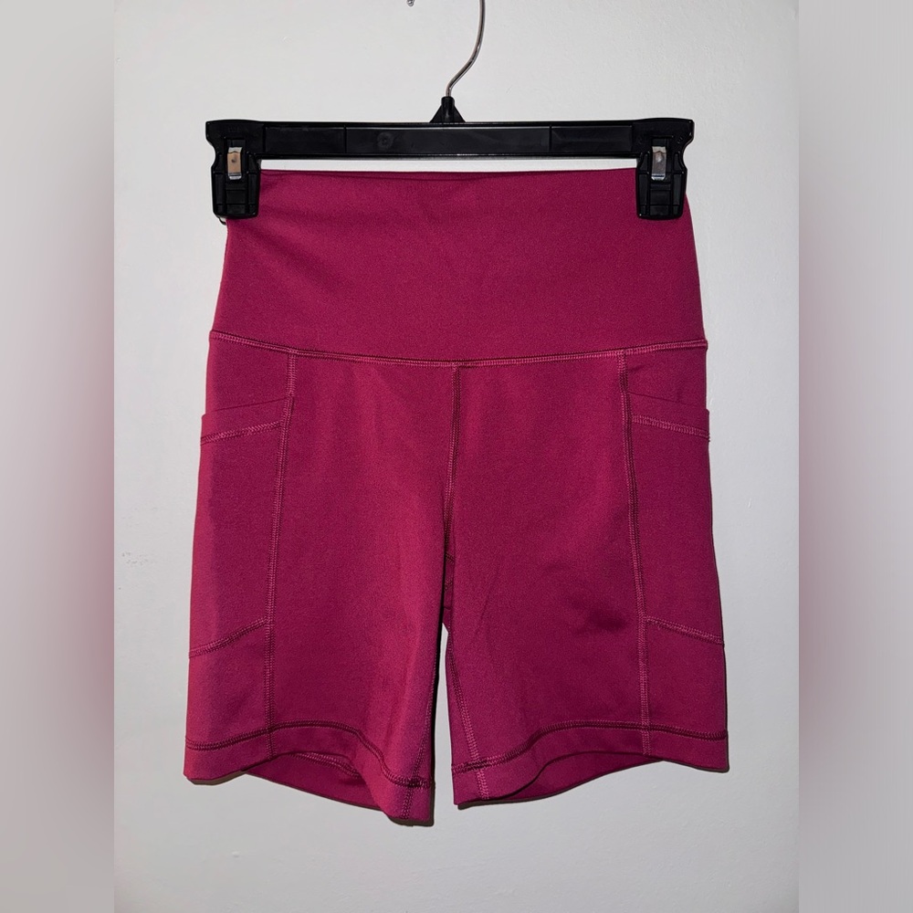 Yogalicious High-Rise Magenta Bike Shorts with Side Pockets